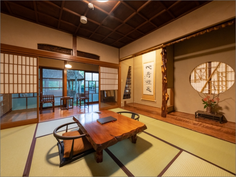 心斎坐忘居間